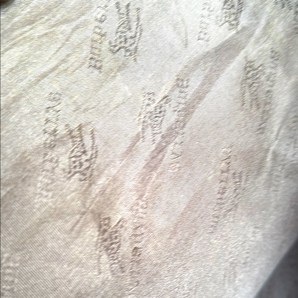 Vintage Burberry 48h Classic Haymarket Travel Duffel Bag with Wheels - Picture 14 of 17